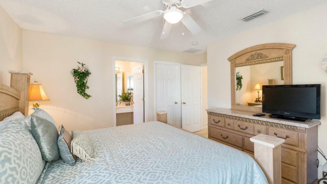 Palm Key 7 Bed On Emerald Island *