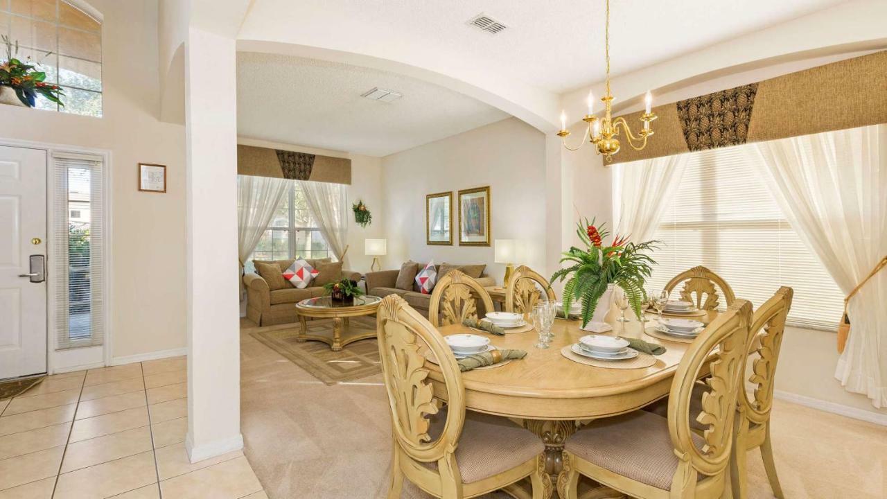 Palm Key 7 Bed On Emerald Island
